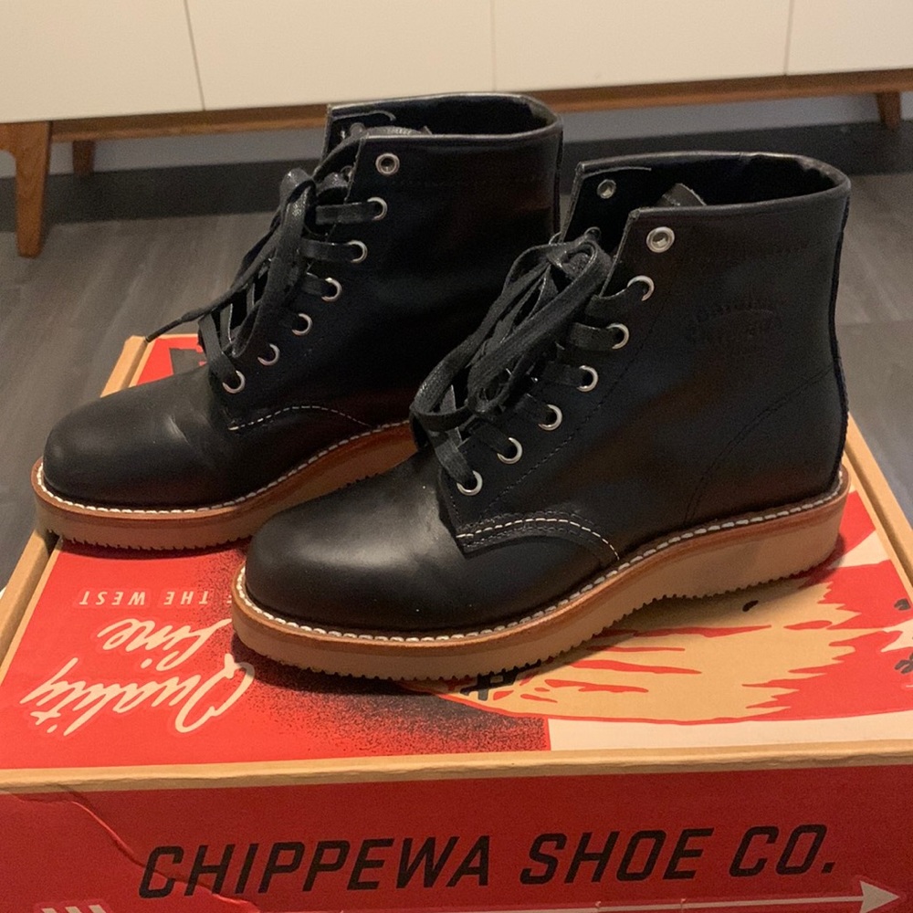 Chippewa 6” Women’s Black Service Boot size 5.5